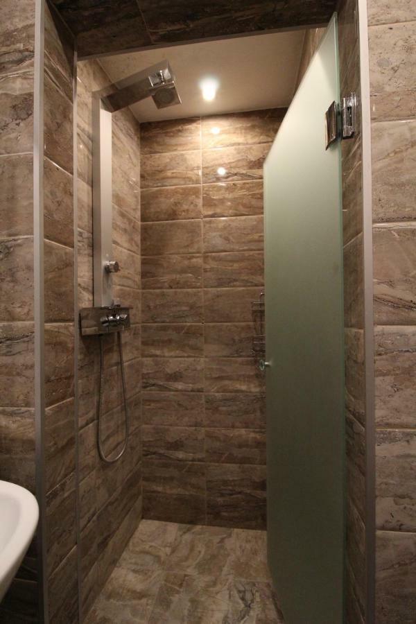 Ferienwohnung Апартамент Frendship Burgas City Exterior foto